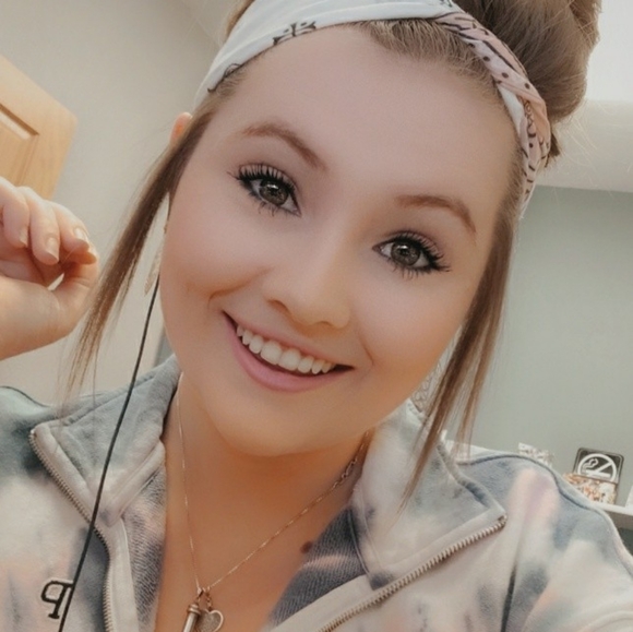 HUGE SALE! ✨️3 for $10✨️ - Picture 3 of 3